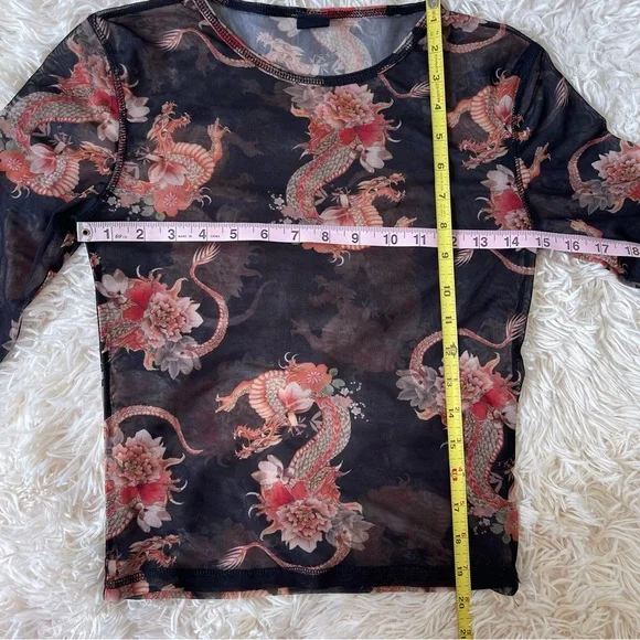 Urban Outfitter UO '90s Dragon Print Mesh Crew Neck Top long sleeve black size M - Picture 5 of 10